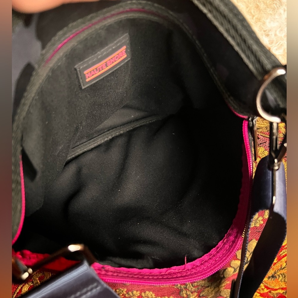 HAUTE SHORE neoprene Camouflage with Pink and Black l Accents crossbody bag - Picture 11 of 13